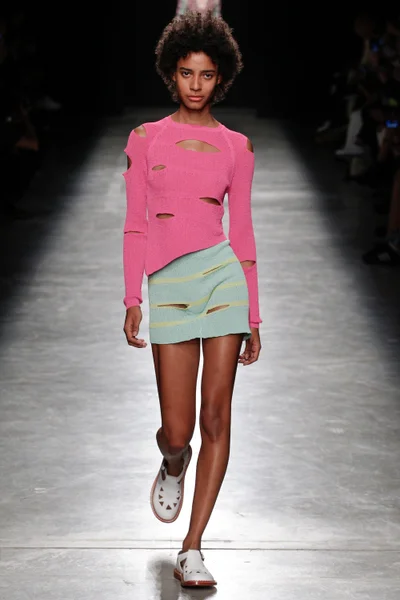 Look 39